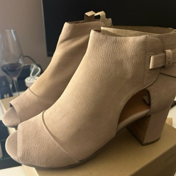 KENNETH COLE Open Toe CHARLENE BOOTIE GENTLE SOULS (NEW) (SIZE 9) - Picture 9 of 15